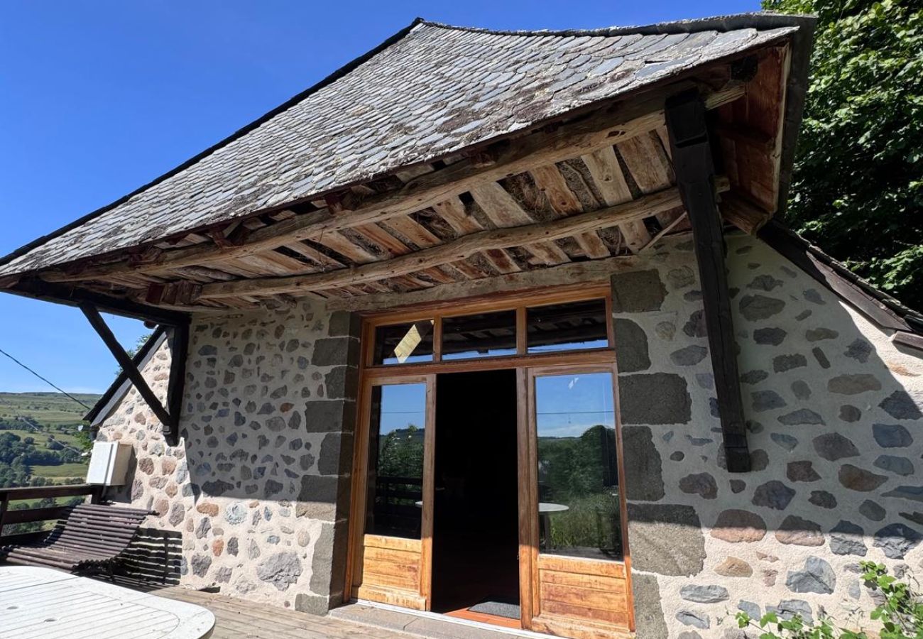 Maison à Dienne - Maison Auvergnate secteur Puy Mary